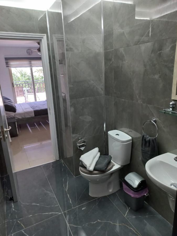 Modern Studio Apartment Armonia Court Paralimni Buitenkant foto